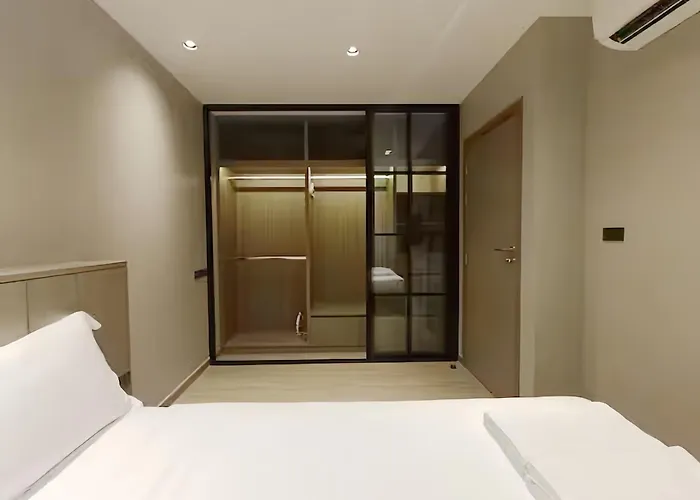 Tierra Residences In Apartamento